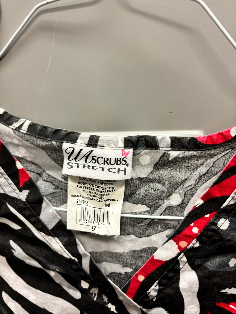UA Scrubs Stretch Women's Black White and Red Print Top